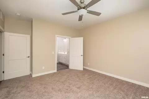 2408 13th St, Silvis, IL 61282 photo 15