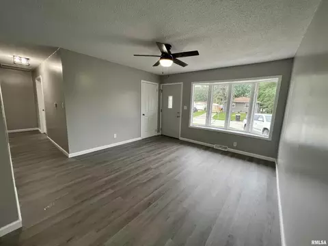 4803 44th Ave, Moline, IL 61265 photo 5