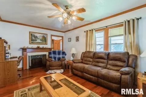 2711 12th Ave, Moline, IL 61265 photo 2