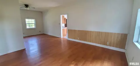 1801 16th Ave, Viola, IL 61486 photo 7