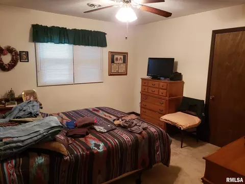 5204 8th Ave, Moline, IL 61265 photo 5