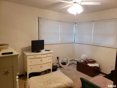 5204 8th Ave, Moline, IL 61265 photo 7