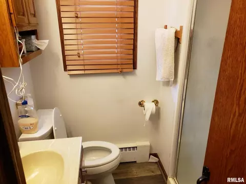 5204 8th Ave, Moline, IL 61265 photo 9