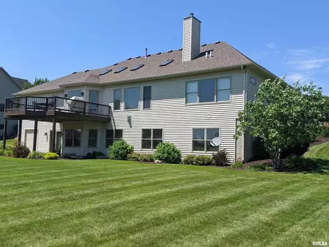 2179 E Lomar St, Eldridge, IA 52748 photo 7