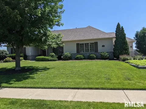 2179 E Lomar St, Eldridge, IA 52748 photo 1