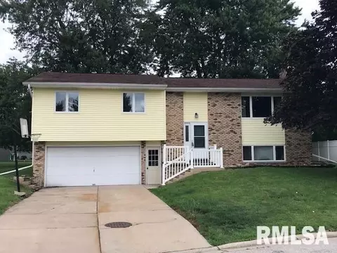 204 Causemaker Dr, Atkinson, IL 61235 photo 1