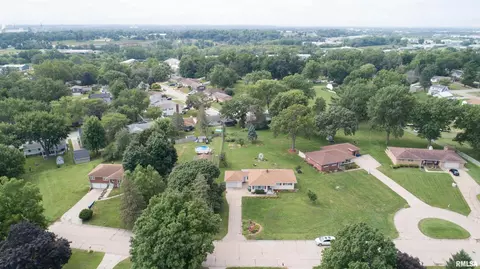 1705 Circle Dr E, Clinton, IA 52732 photo 18
