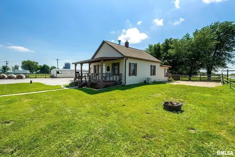 15709 E 150th St, Orion, IL 61273 photo 2