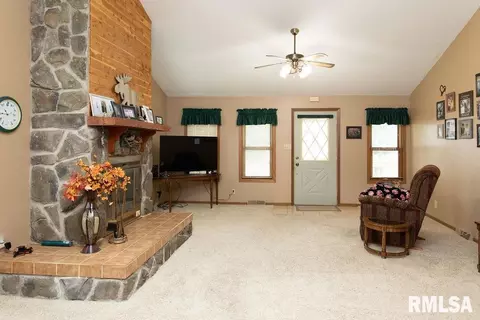 212 1st Ave, Hampton, IL 61256 photo 12