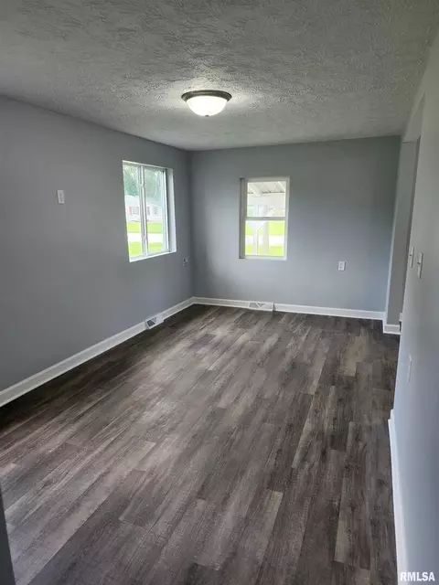 3825 47th Ave, Moline, IL 61265 photo 7