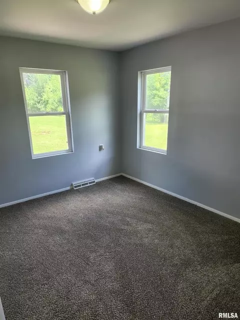 3825 47th Ave, Moline, IL 61265 photo 12