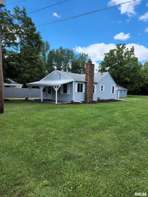 3825 47th Ave, Moline, IL 61265 photo 2