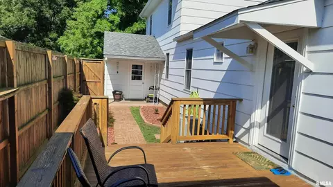 1607 W Maplewood St, Marion, IL 62959 photo 12