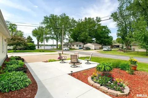 104 4th St, Hampton, IL 61256 photo 33
