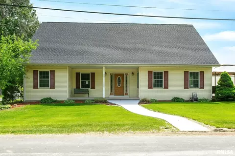 104 4th St, Hampton, IL 61256 photo 2