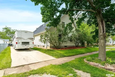 104 4th St, Hampton, IL 61256 photo 36