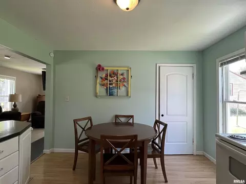 3203 4th St, Moline, IL 61265 photo 12
