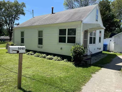 3203 4th St, Moline, IL 61265 photo 22