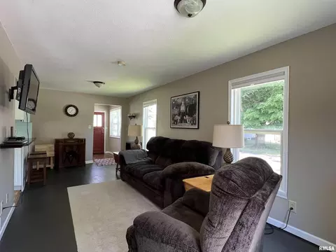 3203 4th St, Moline, IL 61265 photo 7