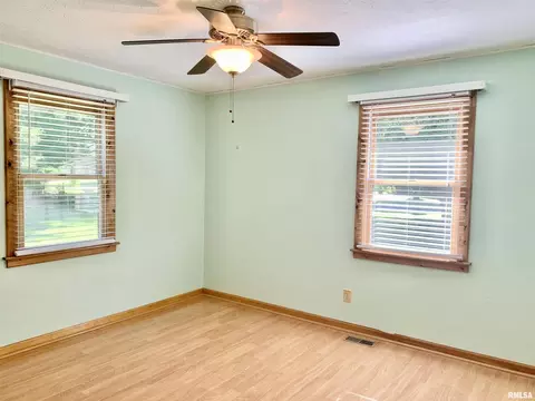 6633 Roberts Rd, Marion, IL 62959 photo 23