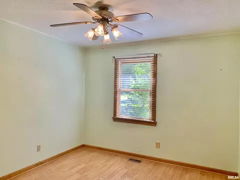 6633 Roberts Rd, Marion, IL 62959 photo 25