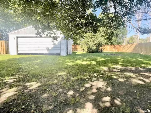 1905 11th St, Viola, IL 61486 photo 3