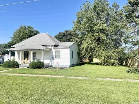 1905 11th St, Viola, IL 61486 photo 2