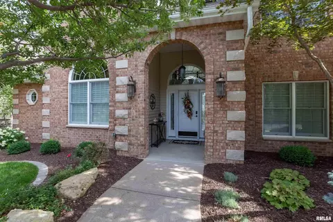 26 Villa Dr, Hampton, IL 61256 photo 2