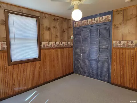 1110 39th St, Moline, IL 61265 photo 25