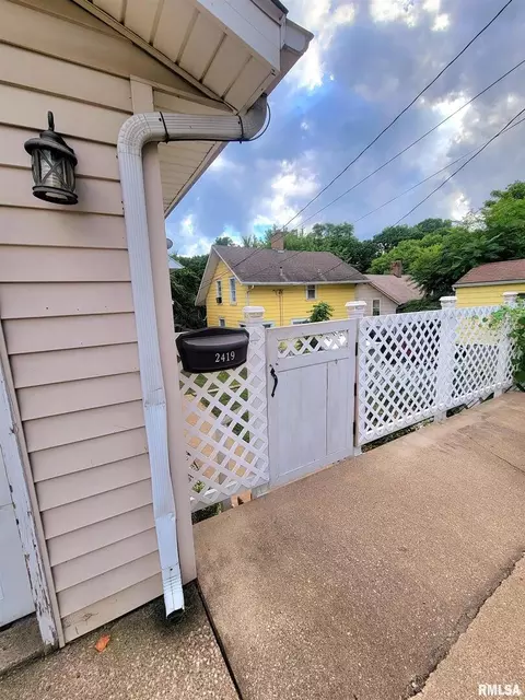 2419 12th Ave, Moline, IL 61265 photo 33