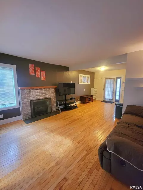 2419 12th Ave, Moline, IL 61265 photo 13