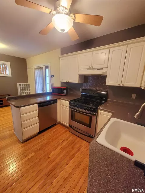 2419 12th Ave, Moline, IL 61265 photo 11
