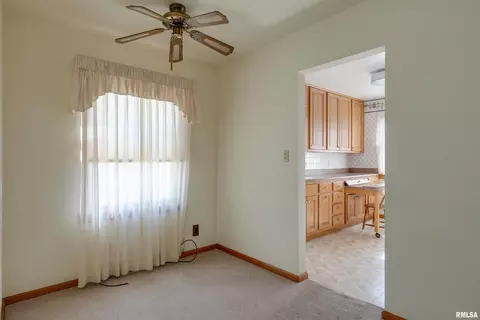 1115 48th St, Moline, IL 61265 photo 5