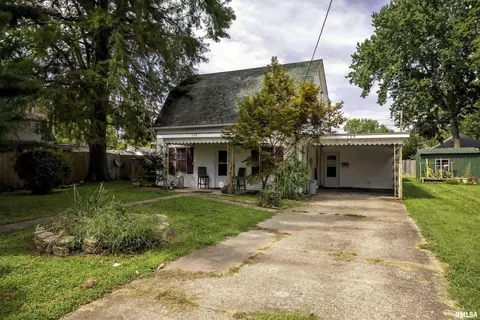 708 S Aikman St, Marion, IL 62959 photo 2