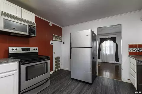 708 S Aikman St, Marion, IL 62959 photo 7