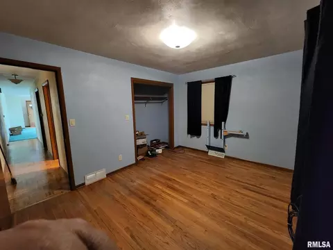 3333 3rd St, Moline, IL 61265 photo 12