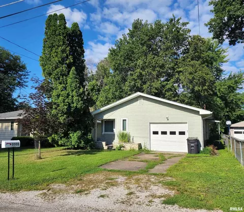 3333 3rd St, Moline, IL 61265 photo 1