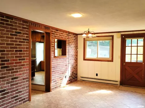 1907 46th St, Moline, IL 61265 photo 6