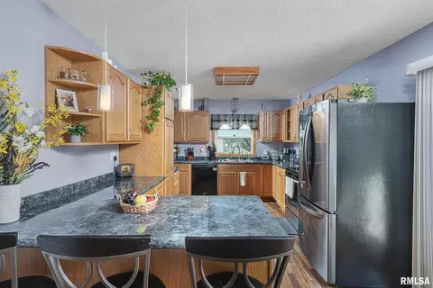 1418 18th Ave, Silvis, IL 61282 photo 7