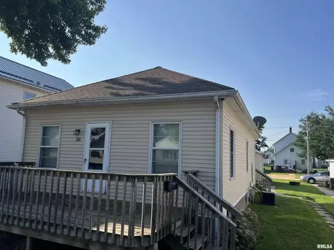 608 13th Ave, Fulton, IL 61252 photo 1