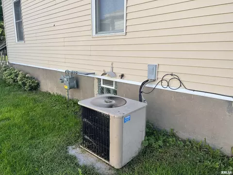 608 13th Ave, Fulton, IL 61252 photo 22