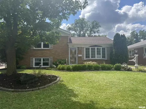 4814 27th Ave, Moline, IL 61265 photo 2