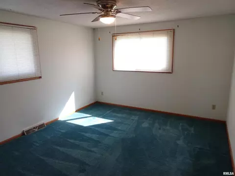 19501 E 1950th St, Atkinson, IL 61235 photo 6