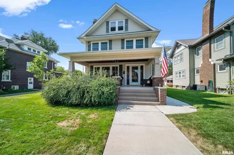 2321 13th St, Moline, IL 61265 photo 1