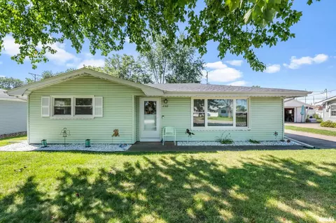 2312 11th St, Silvis, IL 61282 photo 1