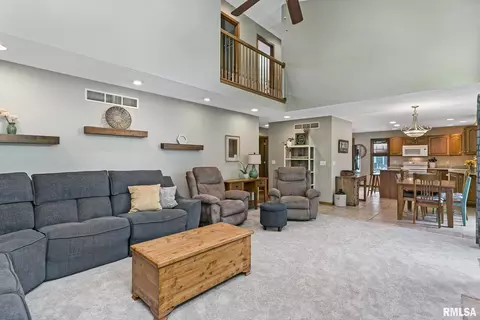 112 Blackhawk Dr, Park View, IA 52748 photo 12