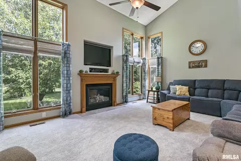 112 Blackhawk Dr, Park View, IA 52748 photo 11