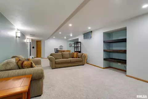 112 Blackhawk Dr, Park View, IA 52748 photo 32