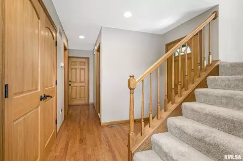112 Blackhawk Dr, Park View, IA 52748 photo 4