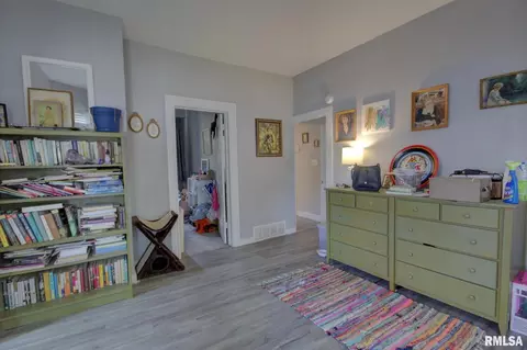 1401 13th St, Moline, IL 61265 photo 15